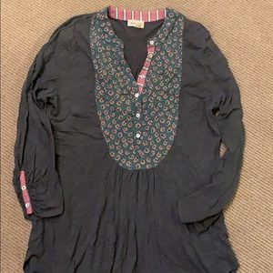 Anthropologie gray cotton top